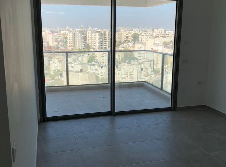 3 חדרים למכירה במגדל כפיר