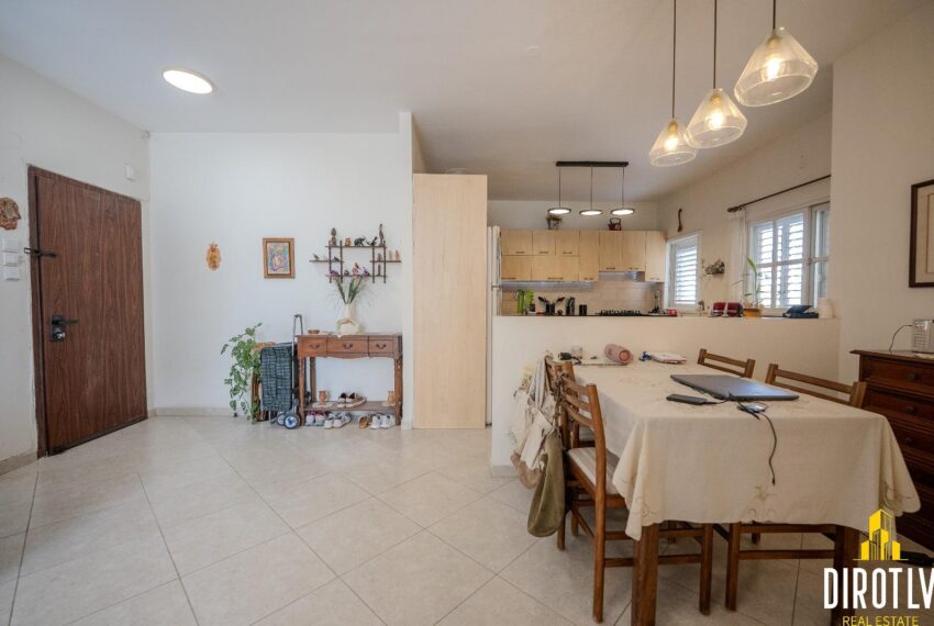 WhatsApp Image 2025-08-12 at 17.43.31