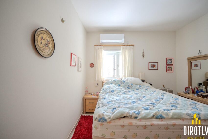 WhatsApp Image 2025-08-12 at 17.43.32