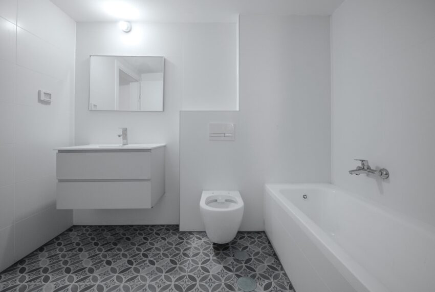 WhatsApp Image 2025-08-26 at 08.52.39 (1)