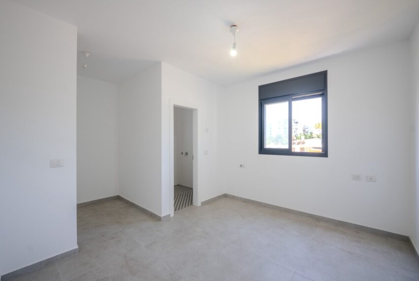 WhatsApp Image 2025-08-26 at 08.52.42