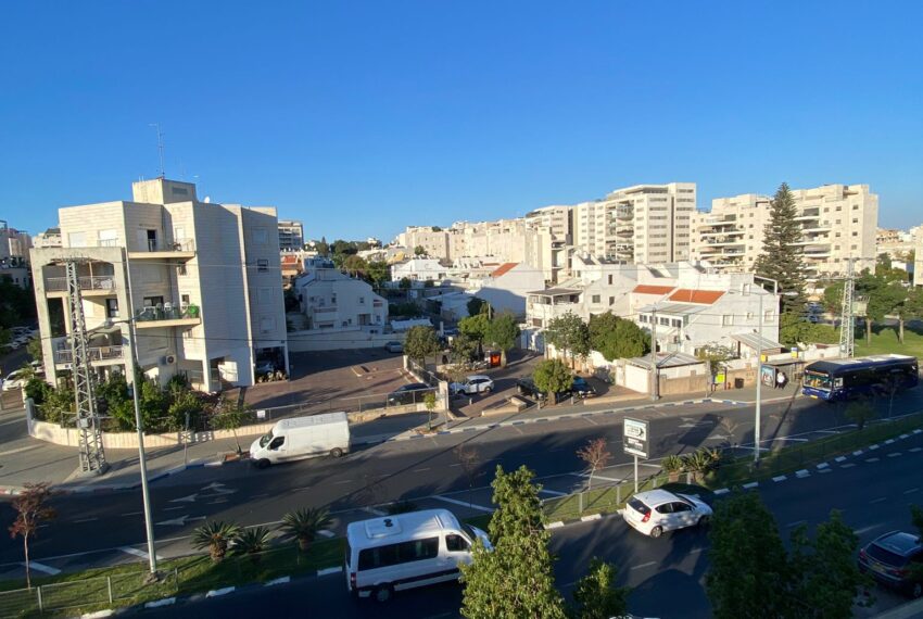 WhatsApp Image 2025-10-17 at 08.57.22