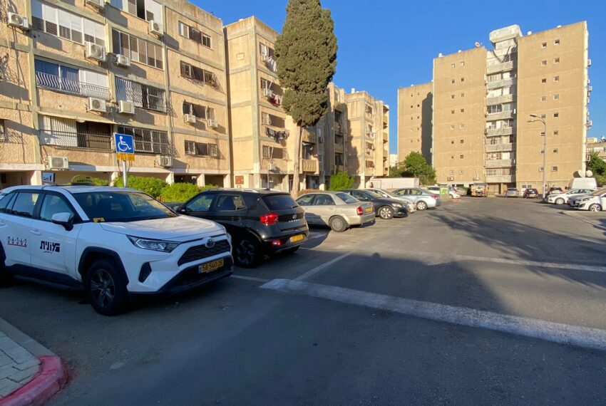 WhatsApp Image 2025-10-17 at 08.57.23 (1)