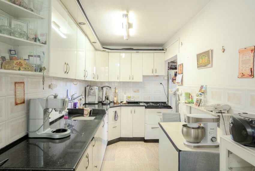 חדשה למכירה דירת 4 חדרים בשכונה המתפתחת נווה חן, דרך הטייסים ת"א