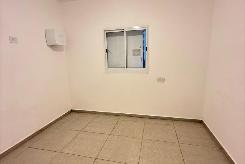 56f1a8c9-e88f-43a3-afc2-a54020285e51