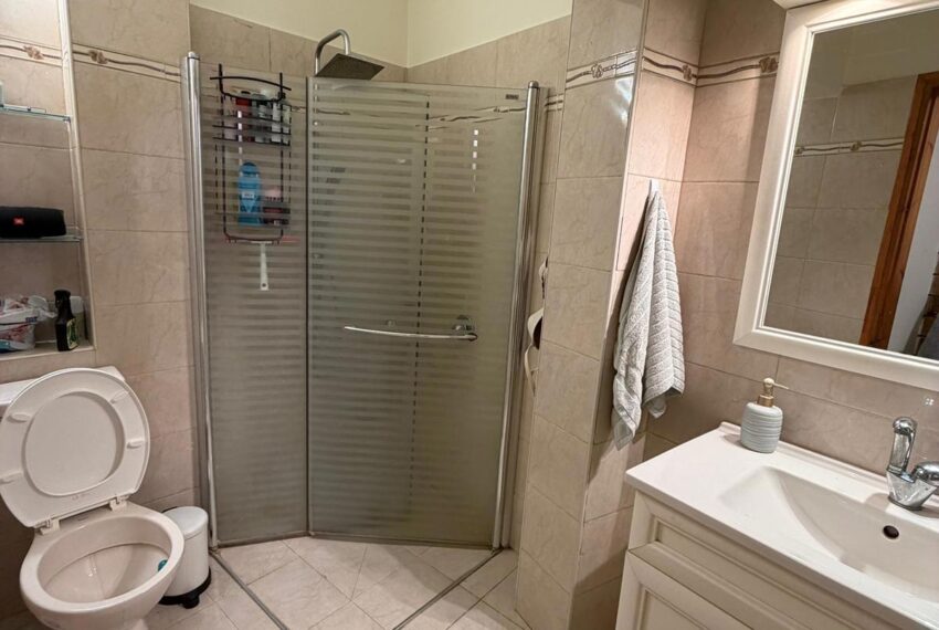 5f6d9bfe-f60e-418c-8b9d-dadc5c8e7b4d