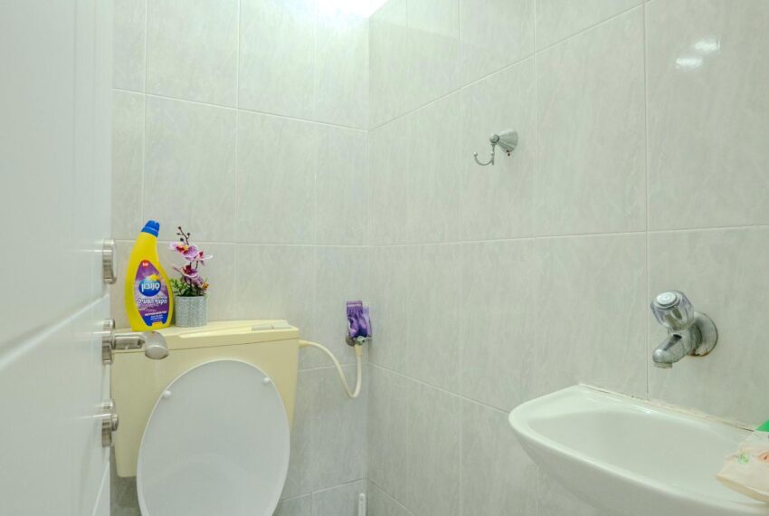 7afb3b25-695d-4d31-b0c3-b910fb5d8274