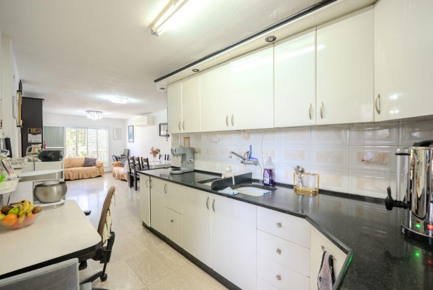 a532fb87-f4e6-464d-bfb2-5c6efcd86575