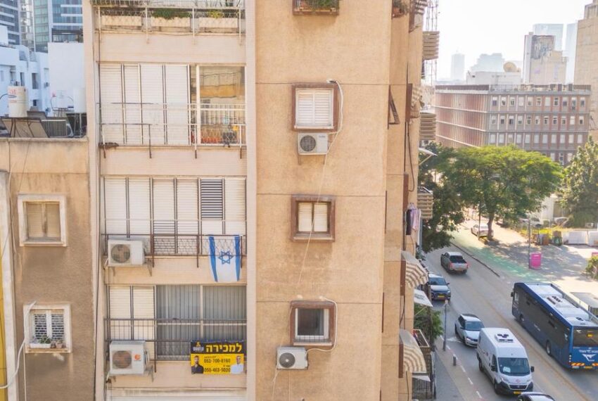 b4c00700-ff28-416d-9e6e-c83071028e51