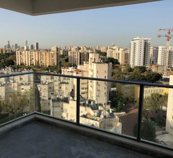 חדשה למכירה בבלעדיות! במגדל כפיר המבוקש והמהמם | משה דיין 2 / חיים בר לב 107 | ת"א