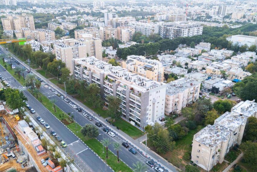 0523864e-83fa-48d9-9f43-b9e0ca486356