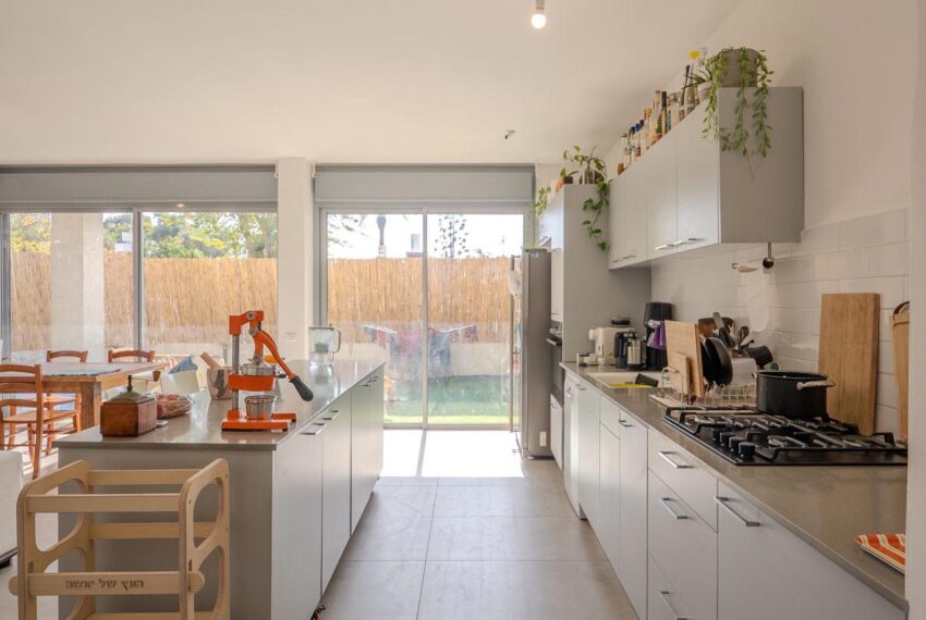 195770bd-93c6-4693-b4e0-589098b42e70