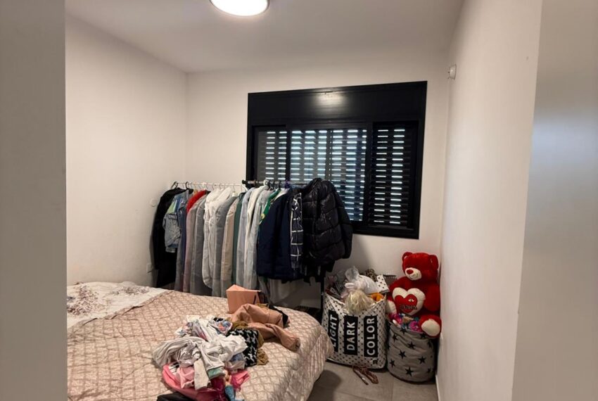 26b07807-7636-4181-aff5-21ce1ef7d5de