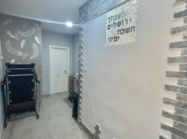 2b91b499-e9d9-4b92-a946-fb7de519a549