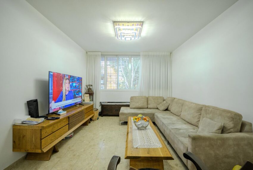 30637f48-eb54-4b7f-b09c-6c88aa43d951