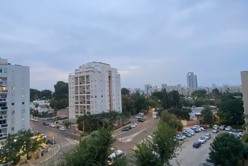 35771930-b32d-4b18-b1c0-8d801027e085