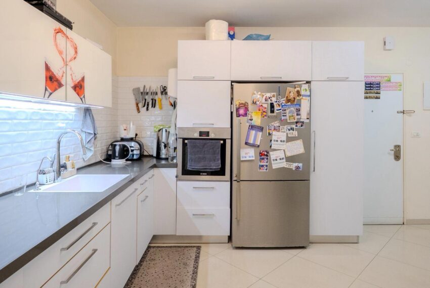 3717440b-158b-4fdb-8fcd-5d4fc3d7e9be