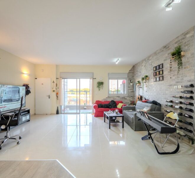 למכירה בבלעדיות! משה דיין 65, שכונת יד אליהו, תל אביב