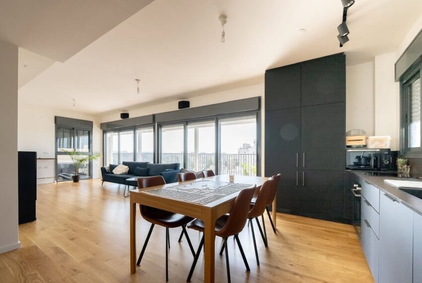 576663977_1890074658522040_5701991751219445929_n