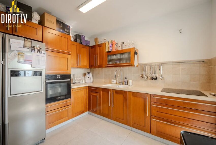 583914166_1542948843876525_8615742547607216929_n