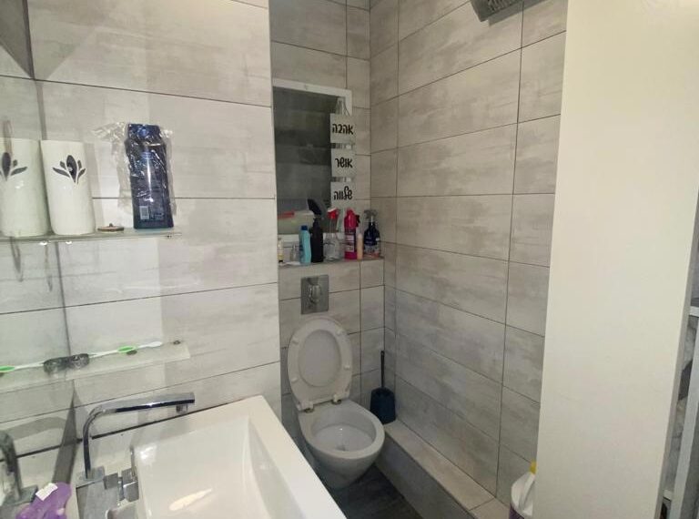 68df6b04-4661-4c85-b2bb-1cd27ce23feb