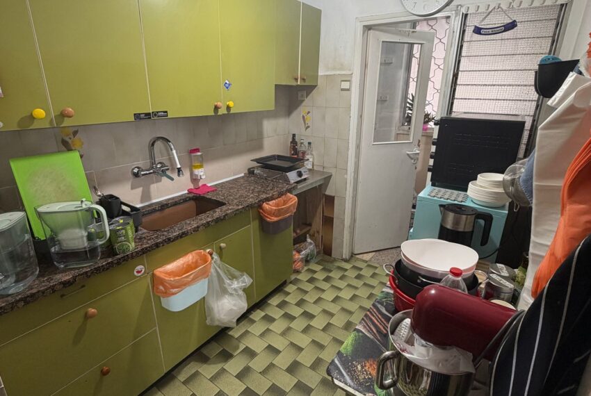 81dbfc96-fd36-4d6e-a786-26862e843be7