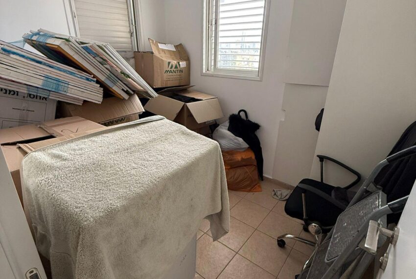 a5049f1a-b876-4067-a2e8-21f3779c0fc8