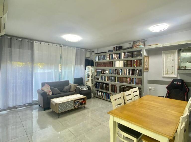 bc3764d5-158e-4fe3-8c39-9fde51db7c8e