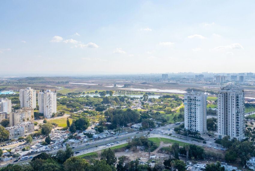 e1bb00d5-ca4a-45fa-8050-5fc061ae2d6c