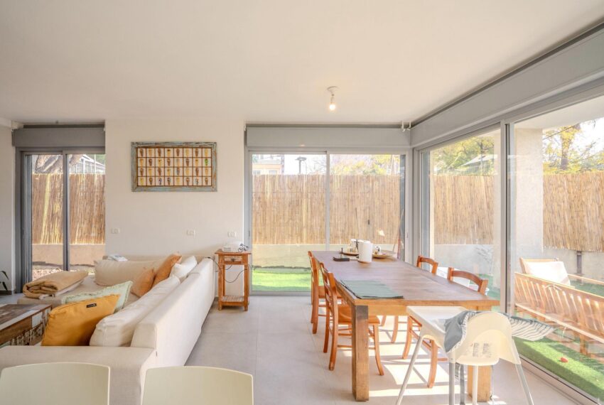 e3e0787a-43d2-4f07-bf12-e616ea9a9b73