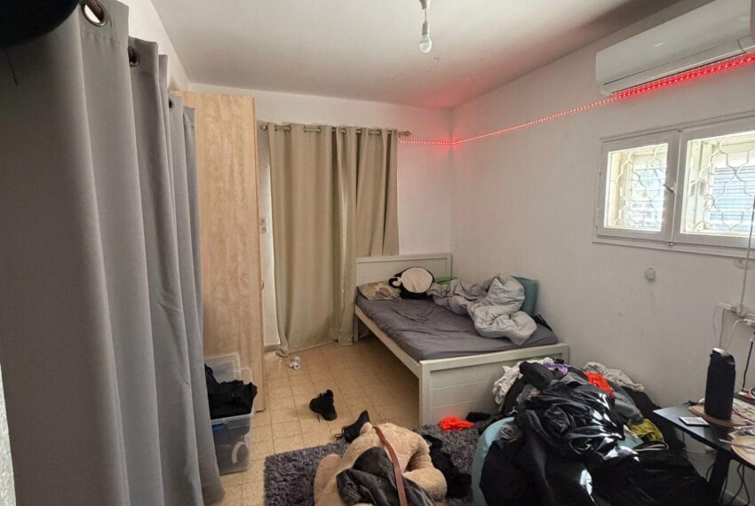 e79a4afb-f7da-449c-b0de-cb477648564d