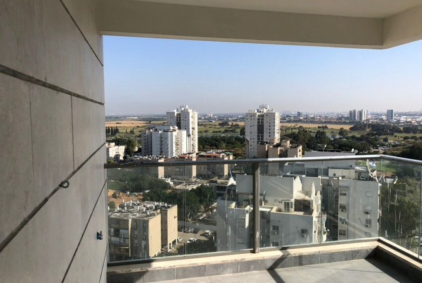 חדשה למכירה בבלעדיות! דרך משה דיין 2 | תל אביב