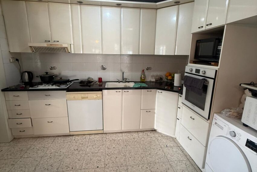 03bf2b35-6435-4d82-bde7-5f26c2ebd0c7