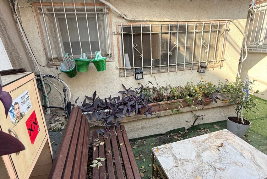 9022c9c9-4e79-4582-a39c-30cbd9f8478c