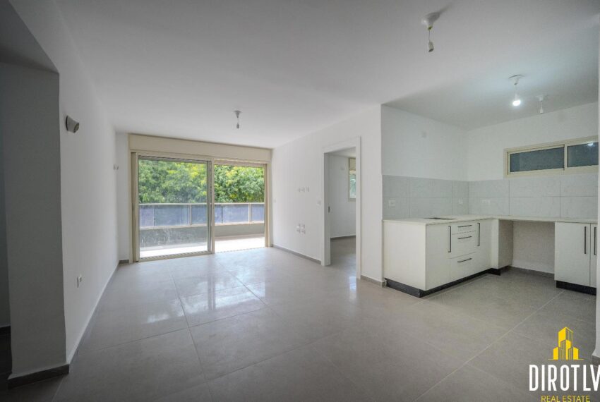 93d65e31-ae1e-4c7b-a1cf-55e87ec55bc0