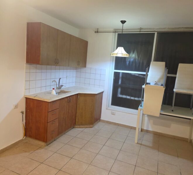 להשכרה | יחידת דיור 3.5 חדרים מרווחת | נגבה 38, תל אביב