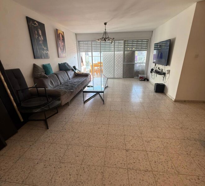 להשכרה! דירת 5 חדרים מרווחת ומפנקת בשכונת ניר אביב | סלע יעקב 6, ת"א