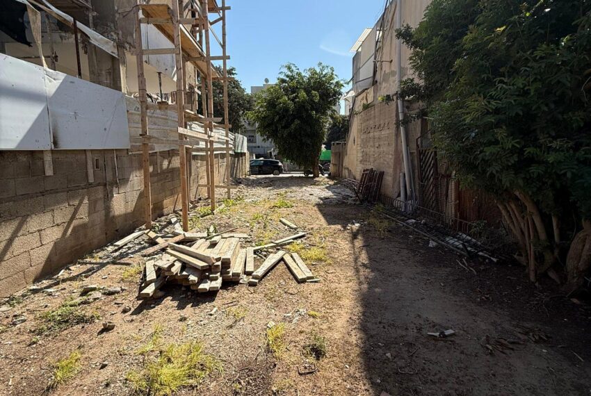 daeb8d11-d532-45e1-b32f-fdd940393886