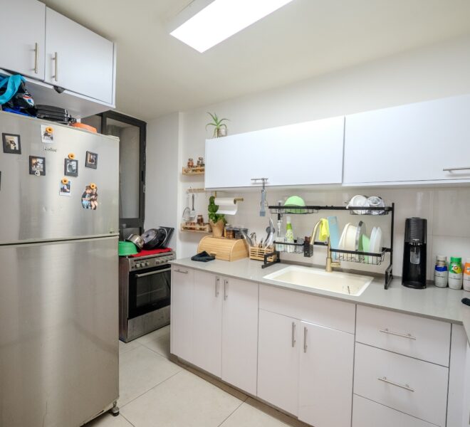 להשכרה בבלעדיות: דירת 4 חדרים מרווחת ושקטה בשכונת קריית שלום | רחוב משגב עם 12, תל אביב